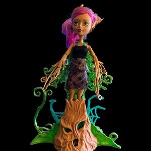 Monster High Treesa Thornwillow Garden Ghoul